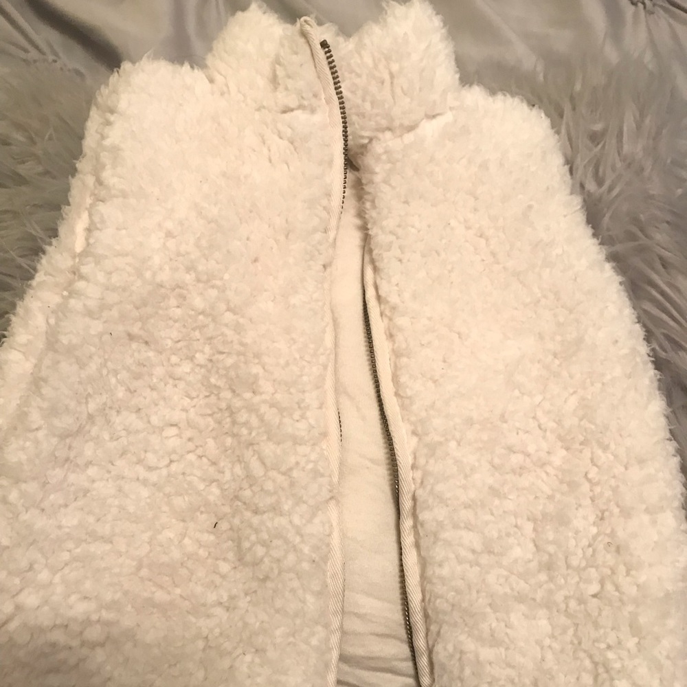 Baby girl faux fur vest